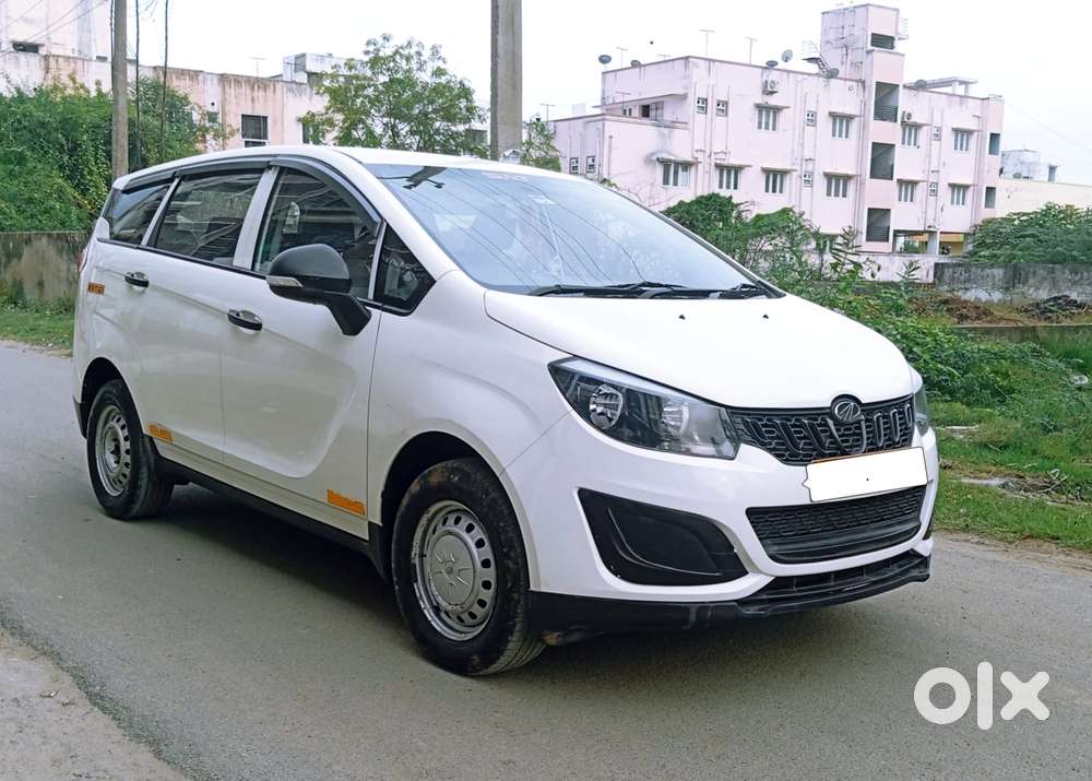 Mahindra Marazzo M2, 2022, Diesel