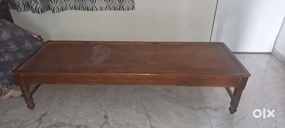 Teak wood Bed of size 2×6 feet