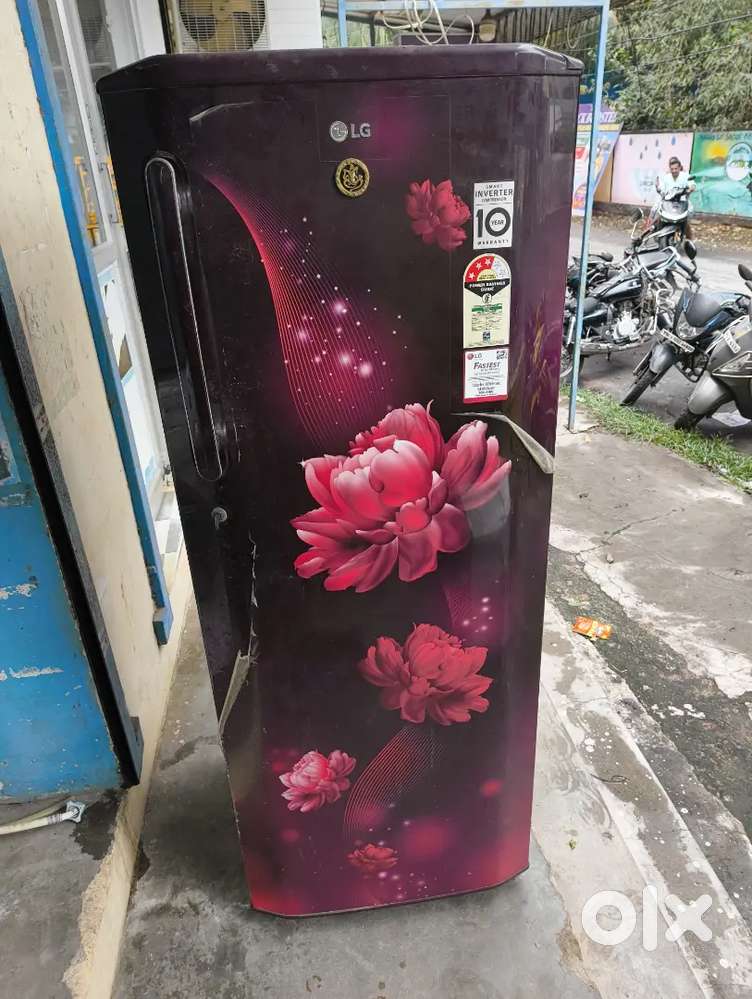 Fridges for sale single and double door good working condition