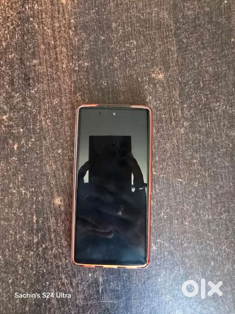 Google pixel 7a 18 month old phone Rs 16000