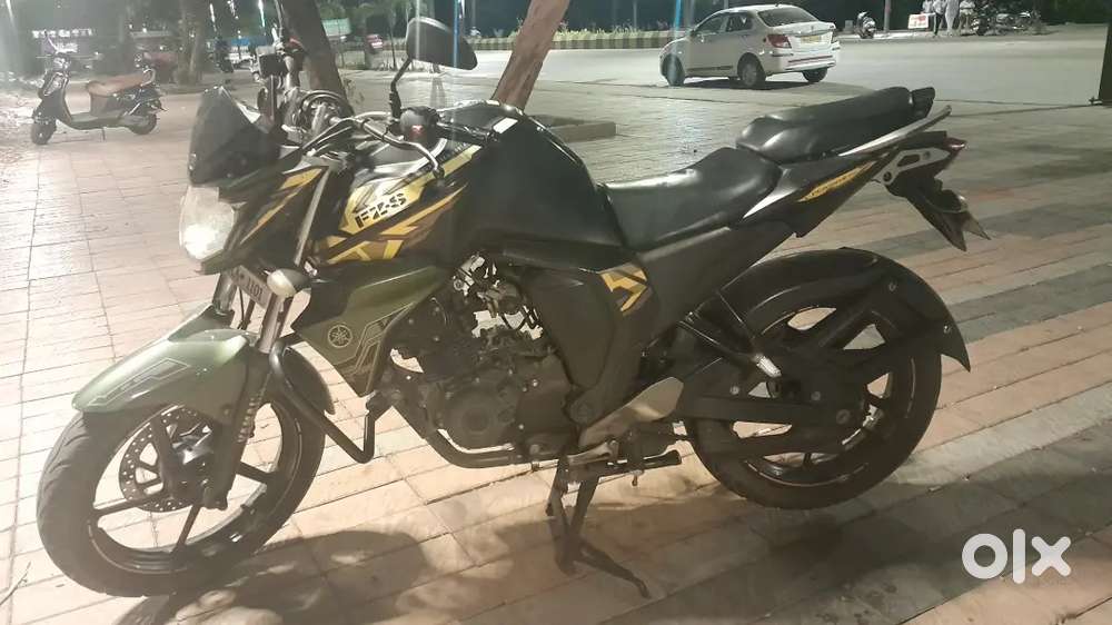 Yamha Fzs V2 Selling