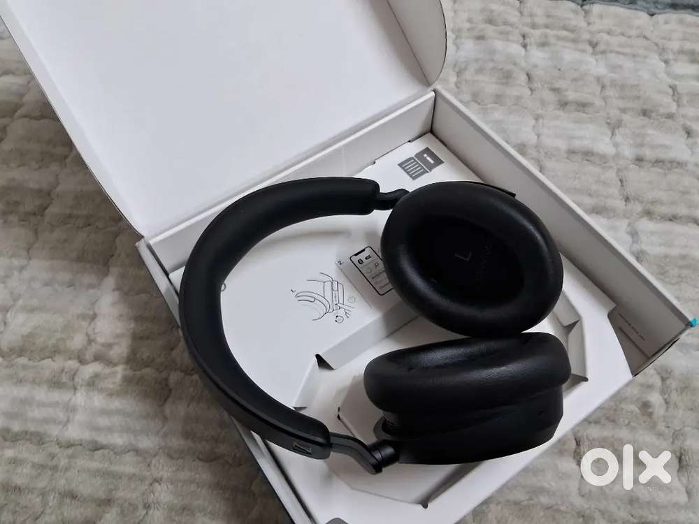 Sennheiser Accentum ANC Headphone