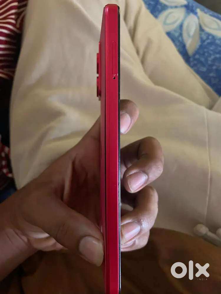 Moto G84  12gb ram 256gb storage