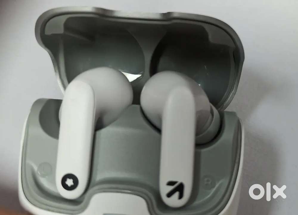 GOBOULT airbuds