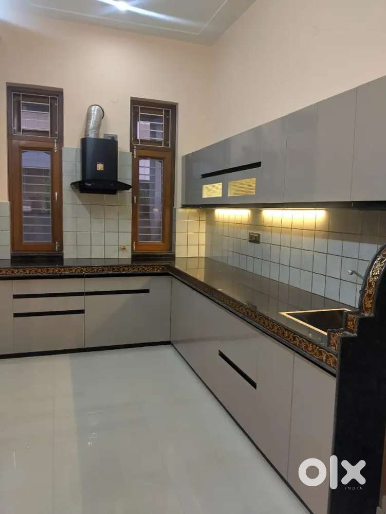 Brand New 3 bhk Portion Graund Floor Gandhi Path West Vaishali