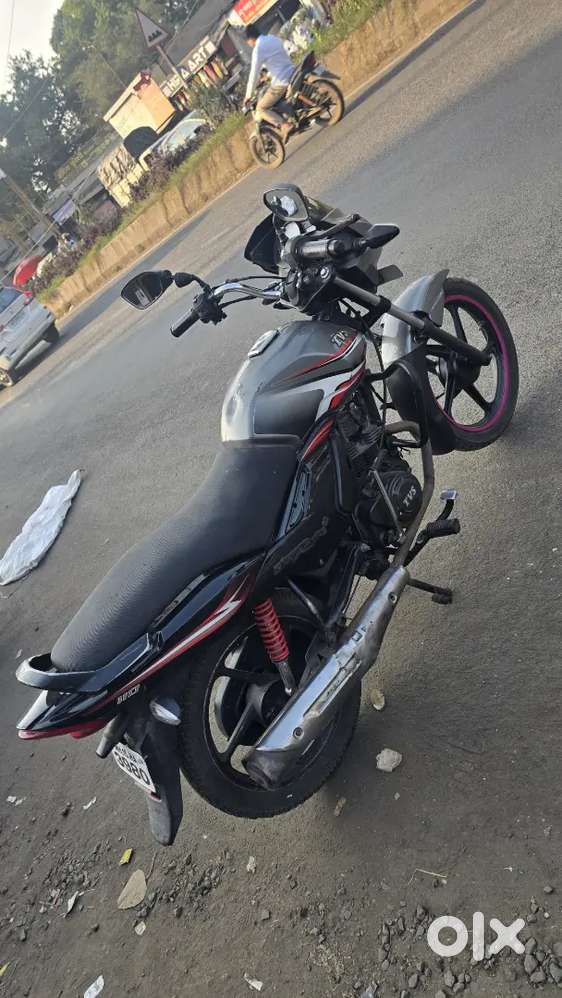 The bike zone nashik sarda circle all bike available