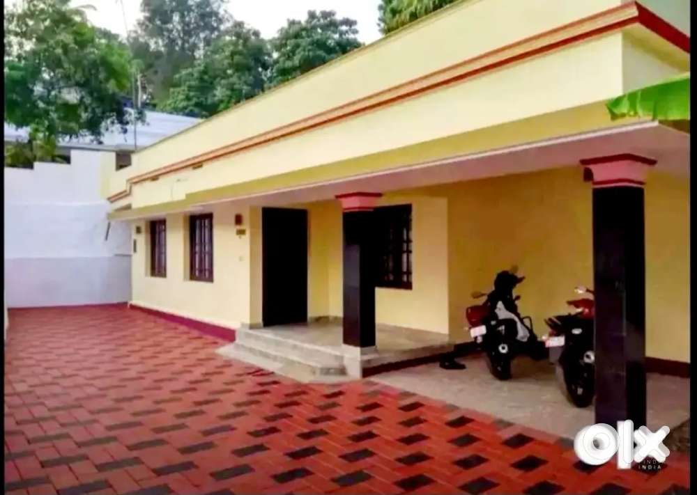 3 BHK INDIPNTEND HOUSE FOR RENT MUNDAMPALAM