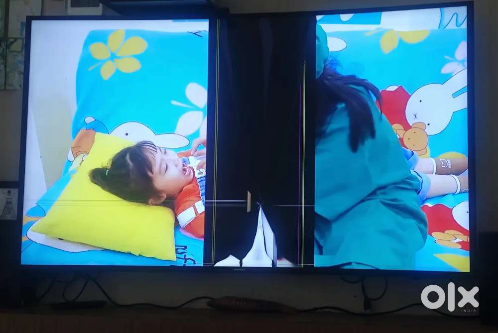 Samsung 55-inch Curved Smart LED 4k Ultra HD TV (Broken Display)