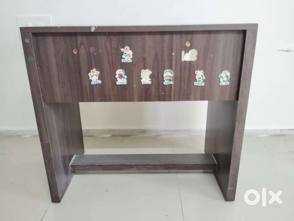 Office/ Writing Table