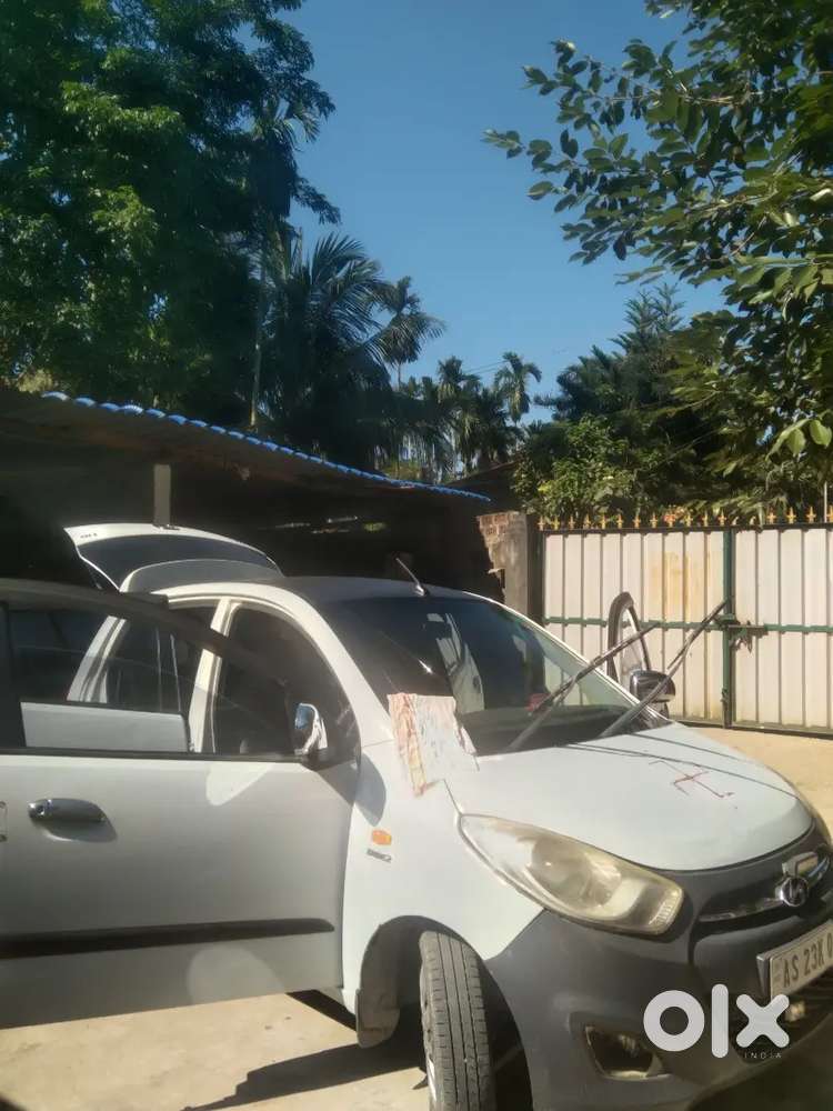Hyundai i10 2013 Petrol 130000 Km Driven