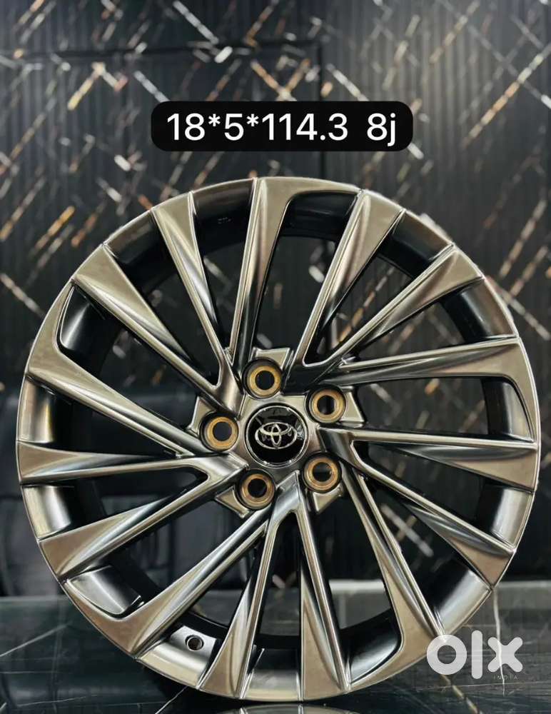 Brand New 18inch Toyota Hyryder Innova Crysta Hycross oem Alloys