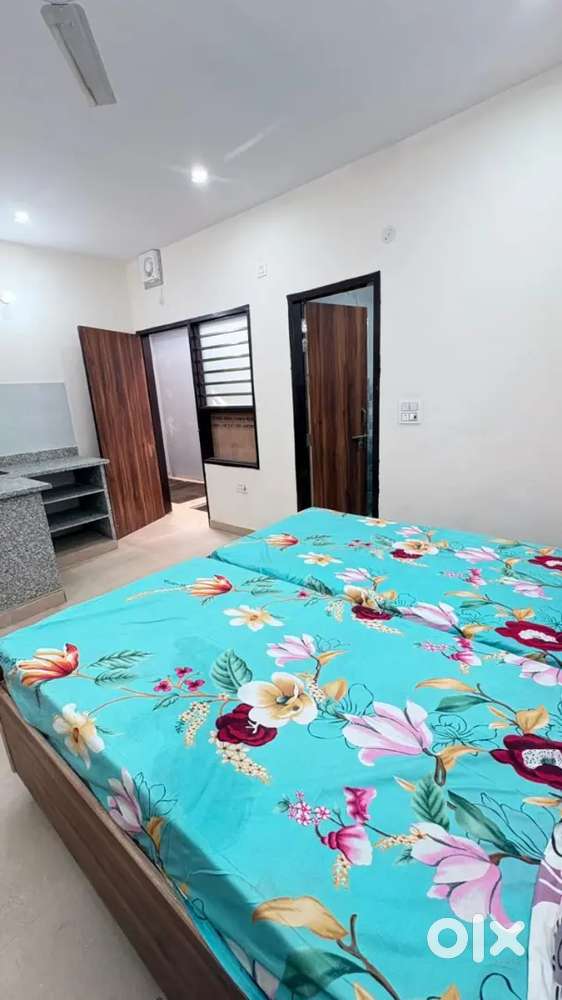 GARVIT CO LIVING STAY PG