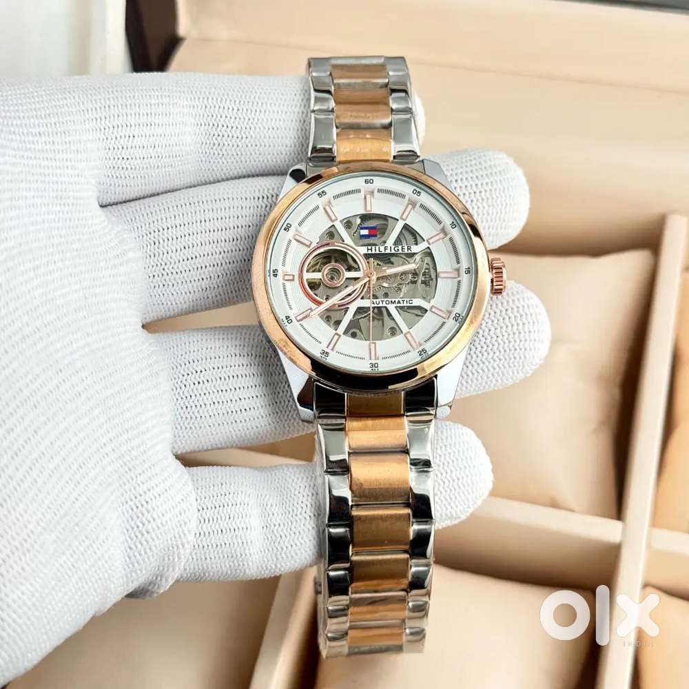 Premium quality watch for men available