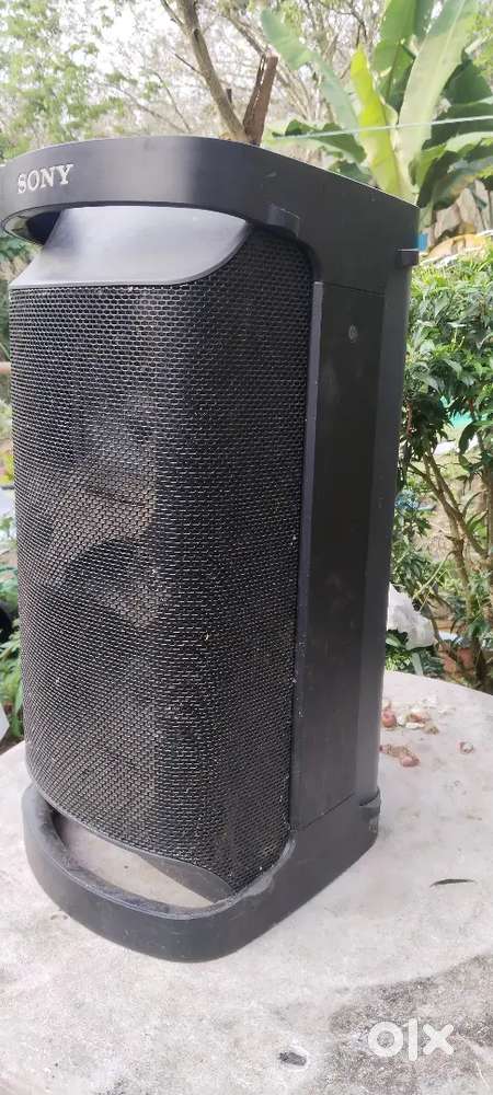 SONY SRS -XP 500 party bluetooth speaker