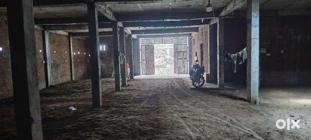400 gaj ki comercial property hai rent ke liye haldoni me