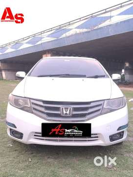 Honda City 2011-2013 1.5 V MT Sunroof, 2012, Petrol