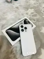 iPhone 15 pro 512 GB White