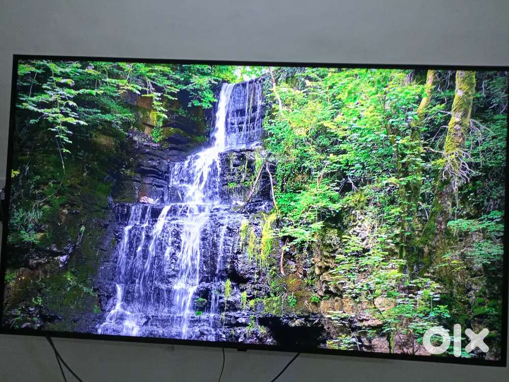 4K ultra HD TV  55 inch of LG in warranty