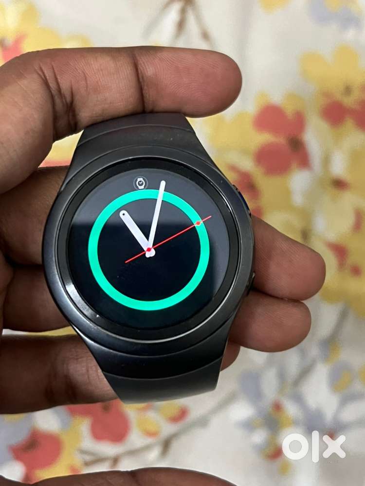 Urgent sell Samsung gear S2 Smart watch