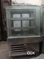 Cooling fridge counter