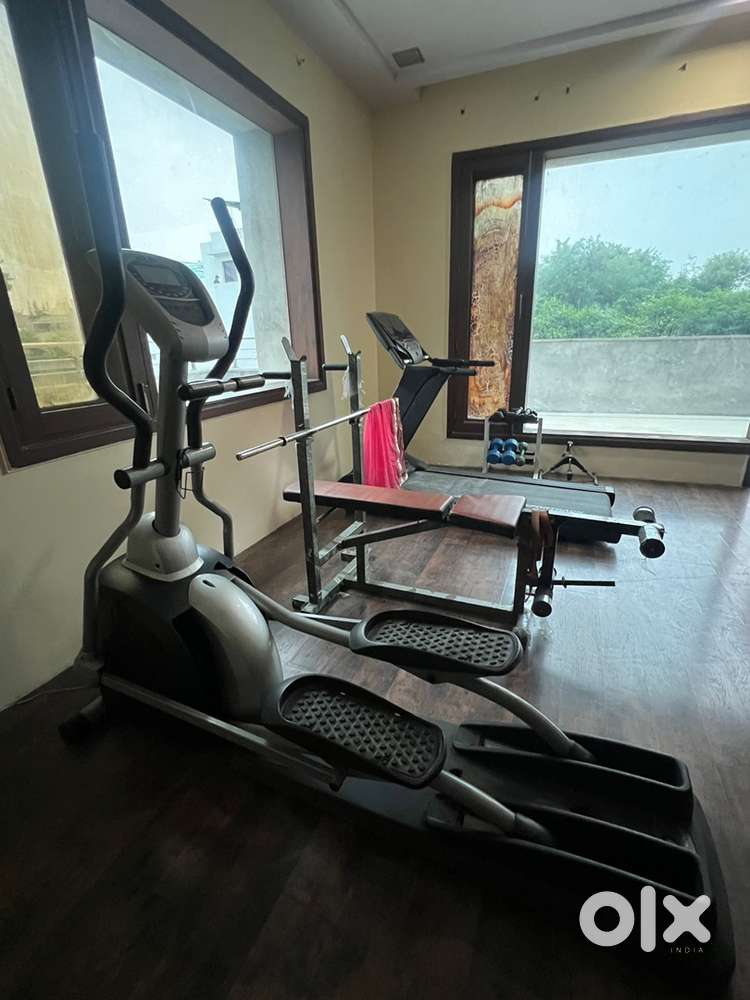 Cross training machine