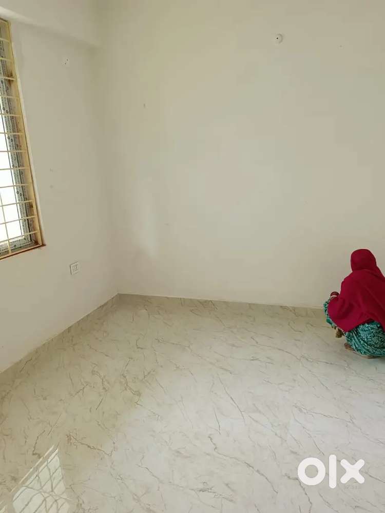 2 BHK Flat for sell very prime location