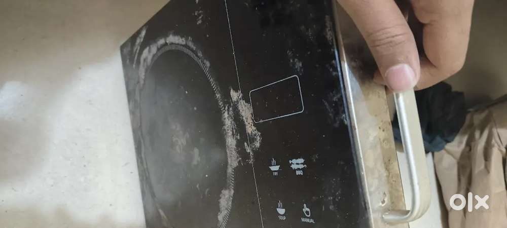 Bus kuchh argent hai isliye bech rahe hain