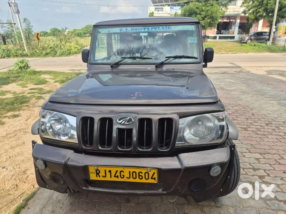 महिंद्रा ऐंड महिंद्रा बोलेरो कैंपर