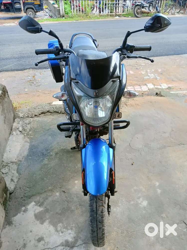 New FI model hero glamour good mileage efficient pick up