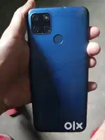 Realme C 12