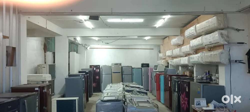 Second hand fridges showroom +:'