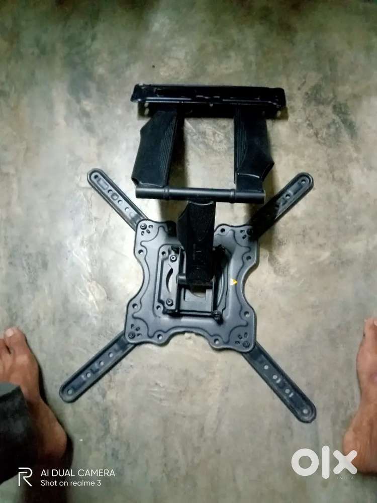 Tv metal wall stand
