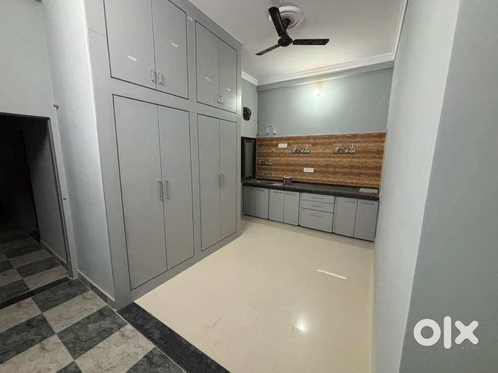 FULLY FURNISHED LUXURY 1/2BHK FLATS