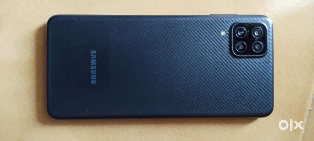 Samsung A12
