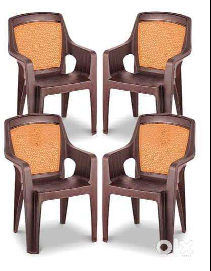 Plastic Chair 8 Pcs