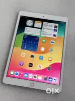 Apple iPad 7th Gen (10.2-inch, Wi-Fi, 32GB) Silver , Looks New Device