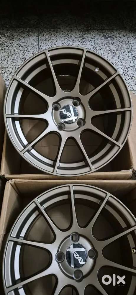 15inch Alloy wheels