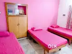 CLEAN AND SECURE GIRL'S PG IN SUBHANPURA BY OWNER