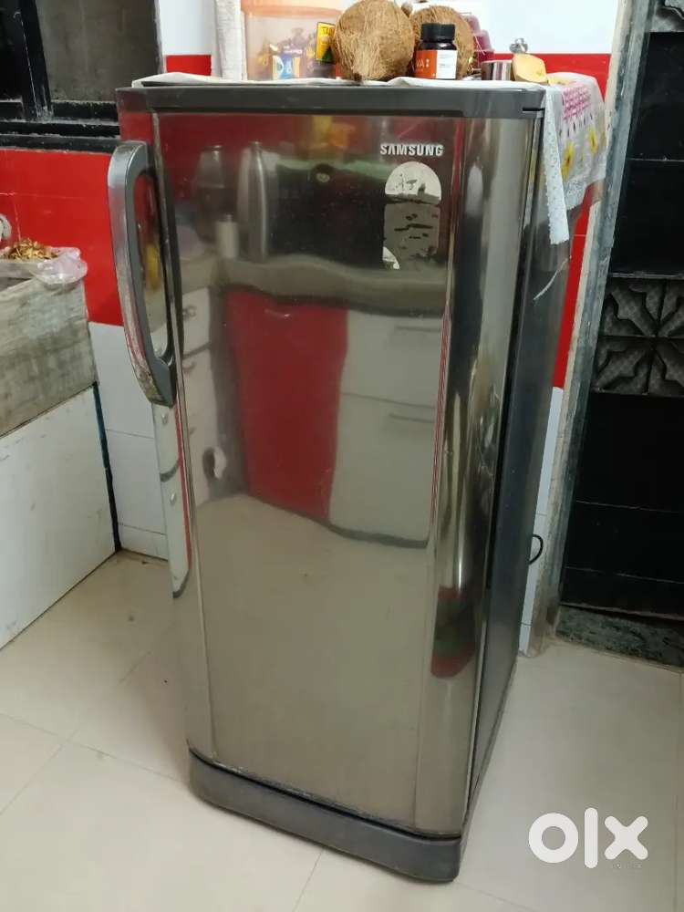 Refrigerator of samsung