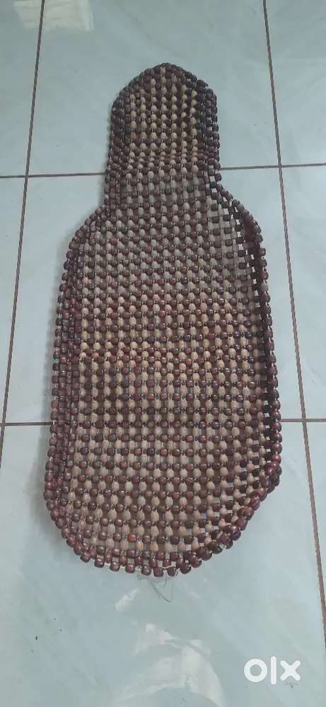 Car seat cover wooden bead balls