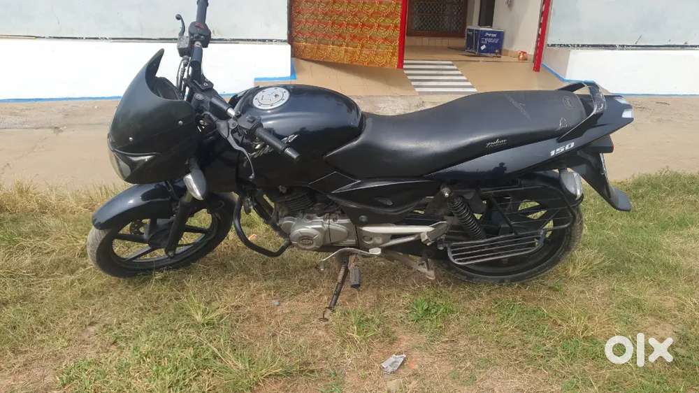 Pulsar 150