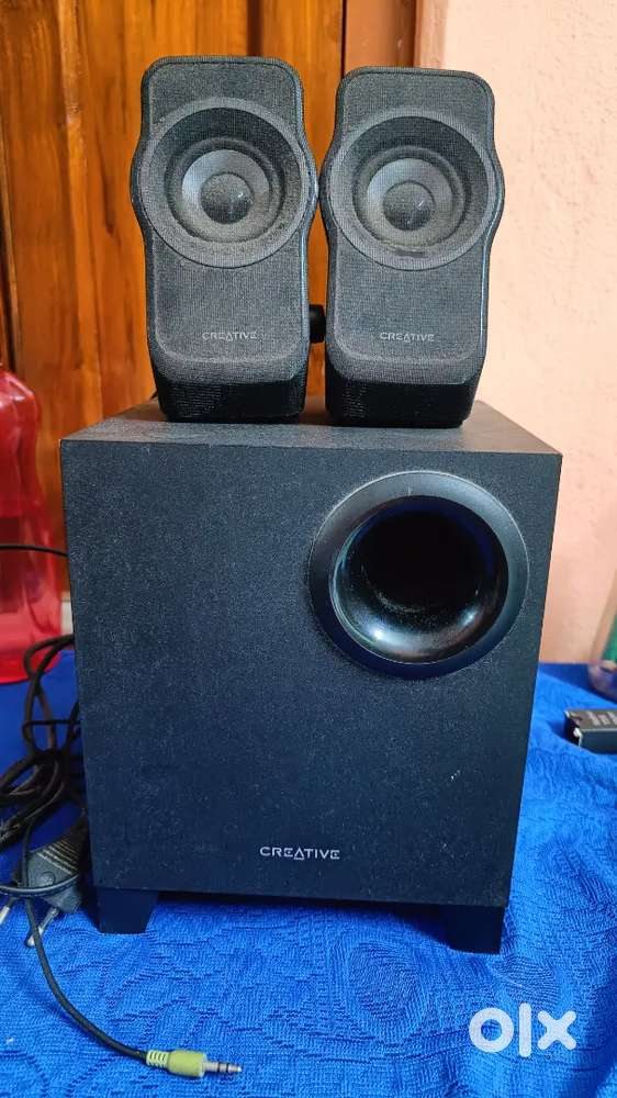 Creative Speaker with Sub-Woofer.