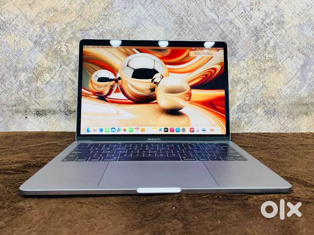 Apple MacBook Pro 13 inch Model 2019 Only 28000₹