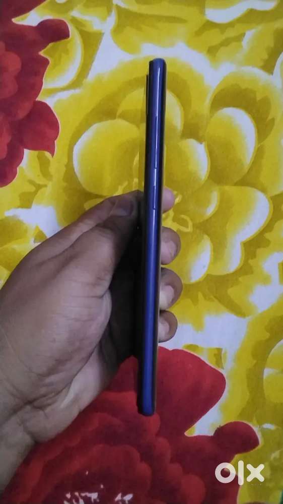 redmi note 9 4g mobile, 4gb ram and 64 gb internal, best condition