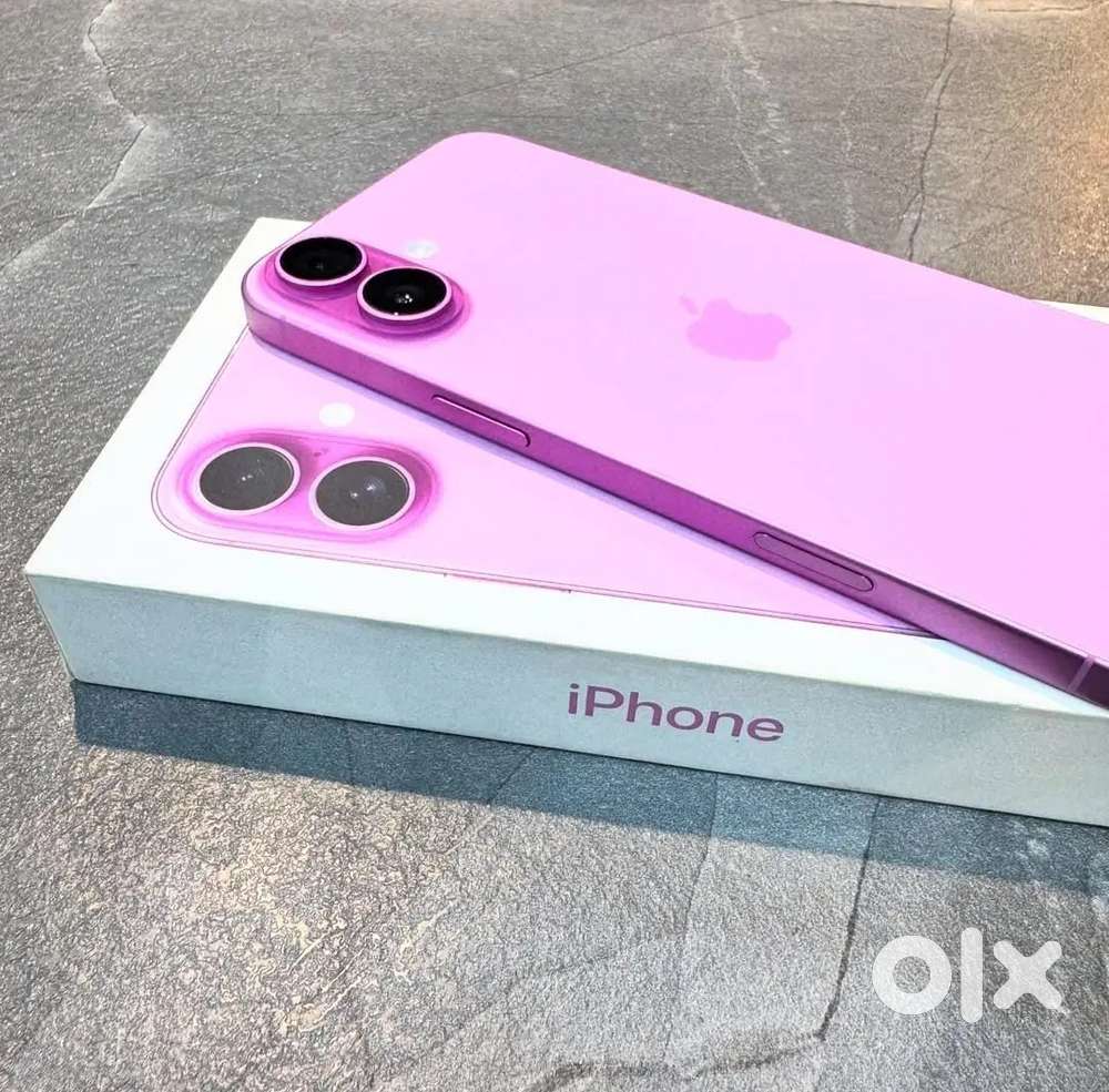 Flash sale on Iphone 16 (256 GB) at urgent basis for money