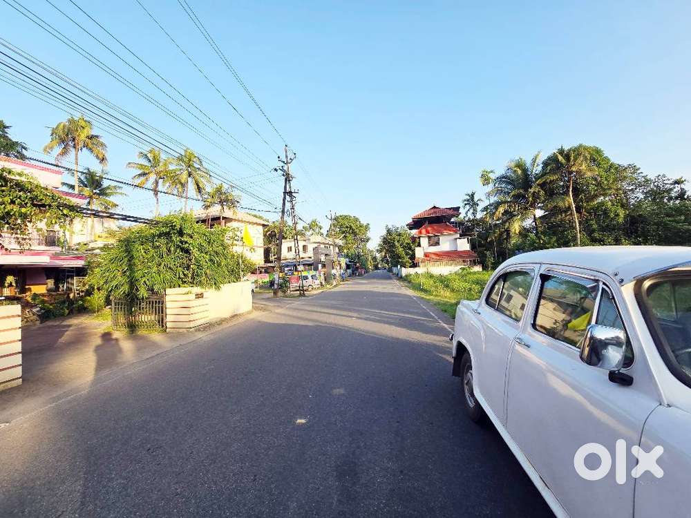 8Cent Purayidam Land Thathappilly Main Road Frontage Varapuzha