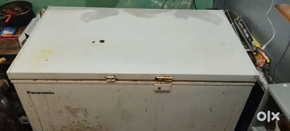 220 litre deep fridge (deep freezer)
