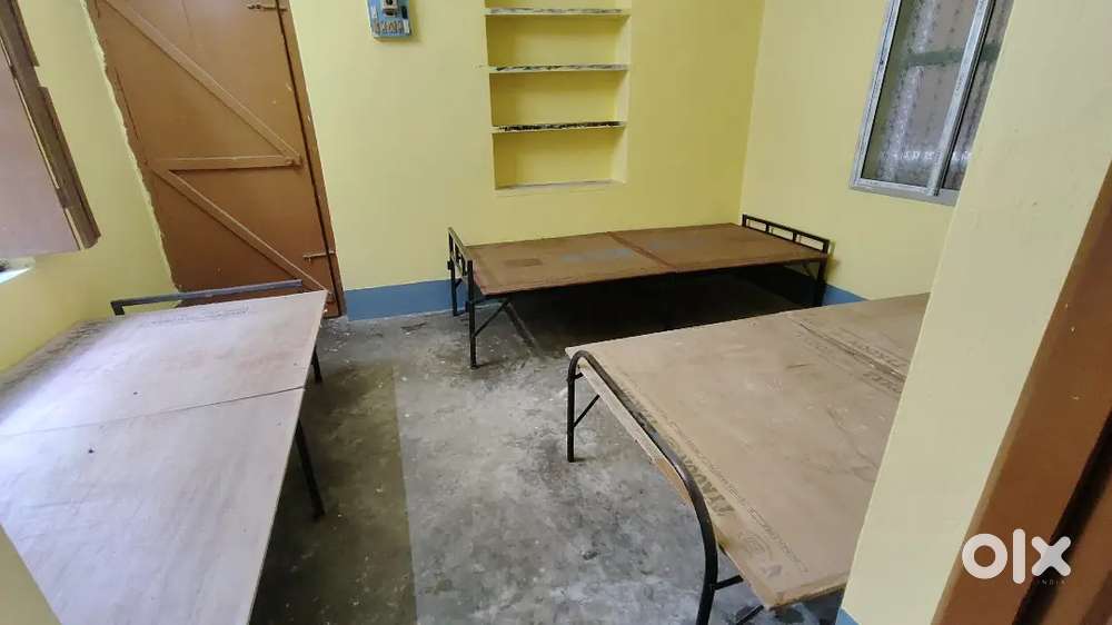 Chitta Boys (Students) PG