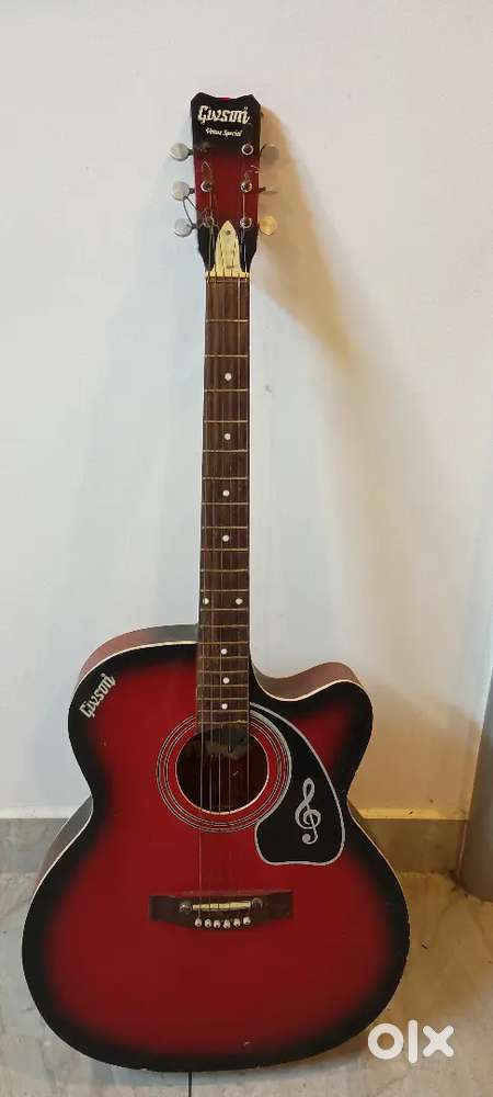 givson acoustic guitar