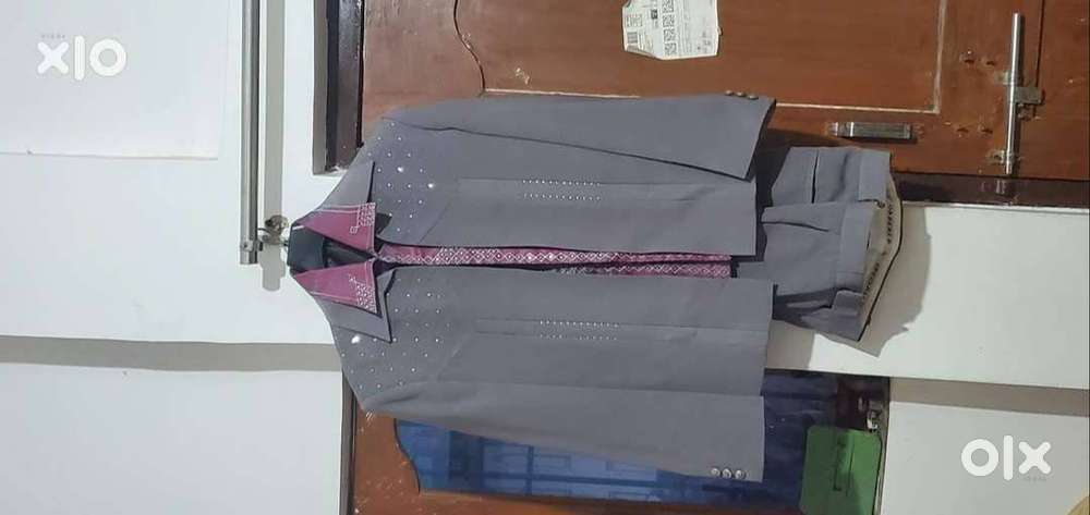 Suit Set –3 PIECE, Classic BLAZER STYLE ITALIAN FABRIC